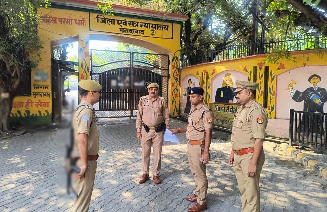 एसएसपी मुरादाबाद के निर्देशन में सीओ हाईवे ने न्यायालय परिसर का किया निरीक्षण, सुरक्षा व्यवस्था का लिया जायजा