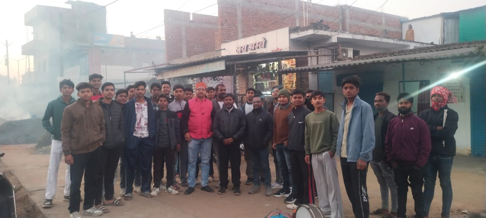नगर परिषद बकहो में विश्व हिन्दू परिषद व बजरंग दल व हिन्दू समाज के तो नेतृत्व में कैंडल मार्च